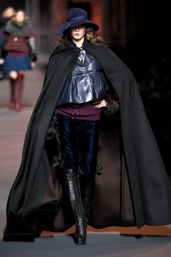 Christian Dior Fall 2011 | Pari Paris moda hepdeligi