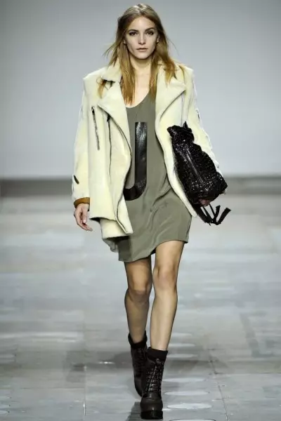 Topshop Unique Fall 2012 | London Fashion Week