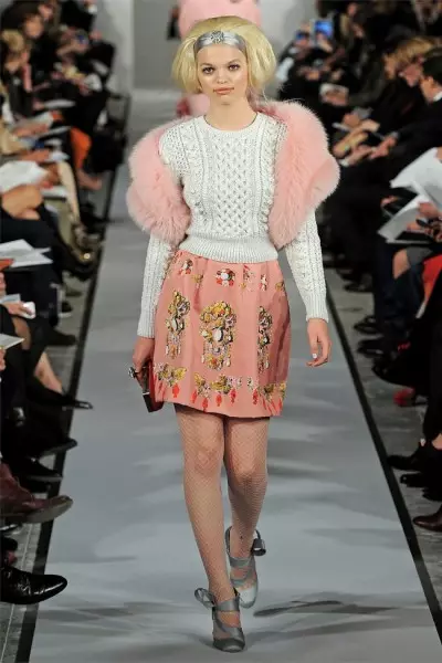 Oscar de la Renta Fall 2012 | New York Fashion Osu