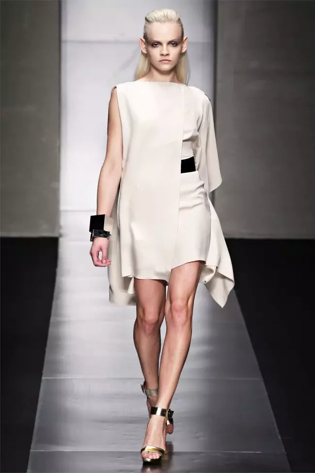 Gianfranco Ferré Spring 2012 | هفته مد میلان