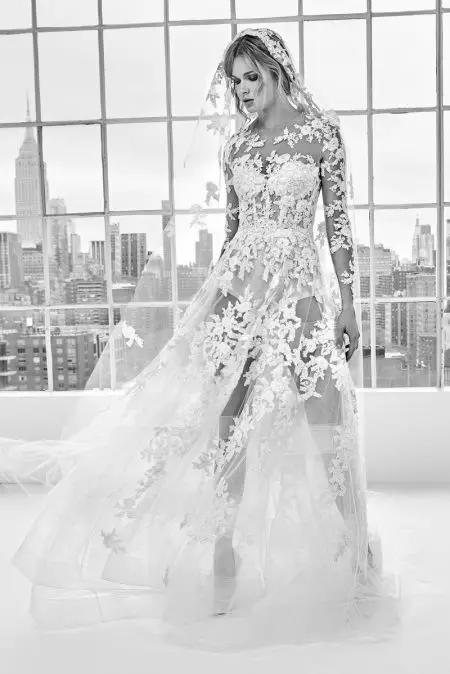 Zuhair Murad's Spring 2018 Bridal Line e etselitsoe Khosatsana