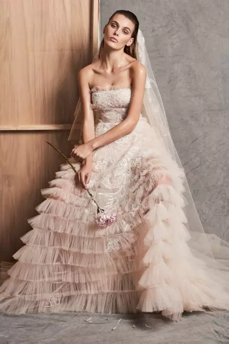 Zuhair Murad Bridal nudi sanjive siluete za jesen 2018