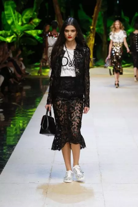 Dolce & Gabbana Tumungo sa Tropiko para sa Spring 2017