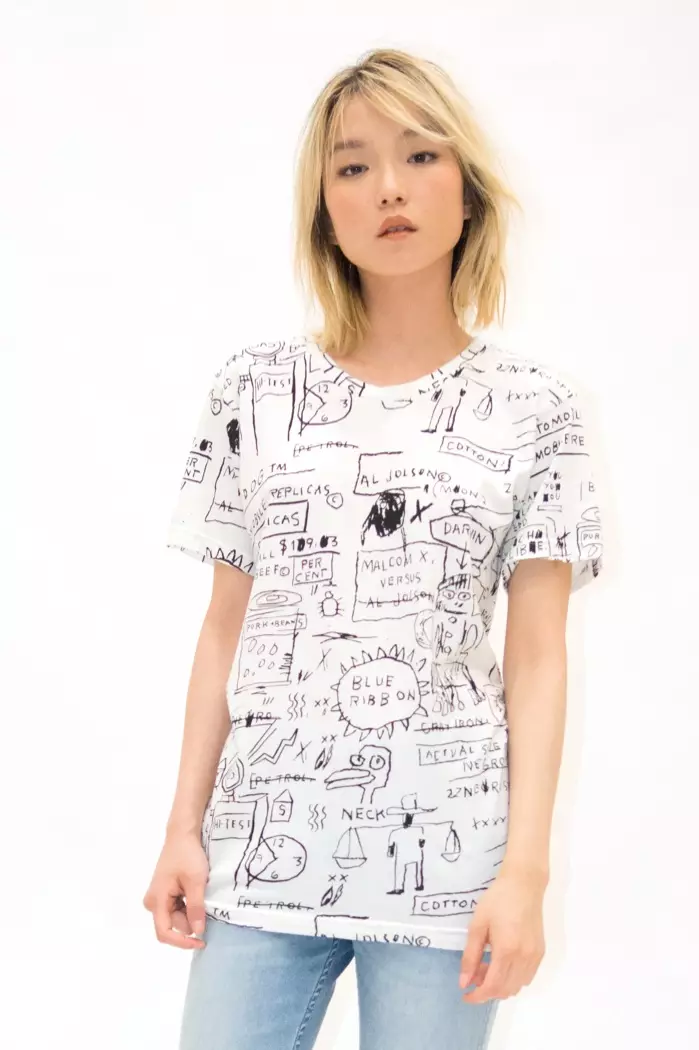 T-Shirt ya ELEVENPARIS x Basquiat yenye Kuandika