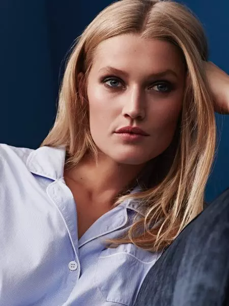 Lounges Toni Garrn a cikin Salo don Tarin Faɗuwar Gidan Zara