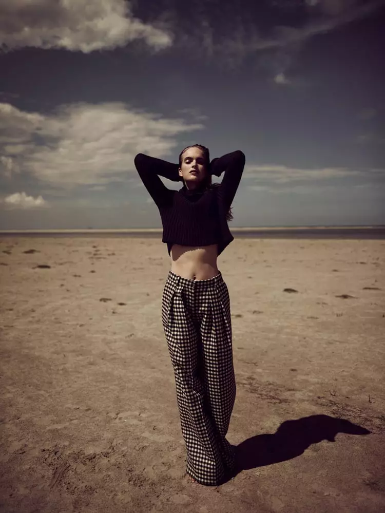 Mirte Maas Takes It Easy in Annemarieke van Drimmelen's Vogue Netherlands Shoot