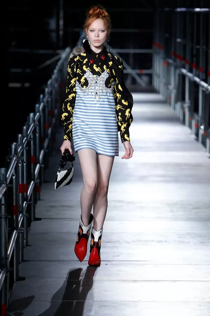 “Miu Miu Resort 2016”: klub stili