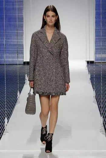 Dior's Cruise 2015 Show ottaa huiveja, kuvio