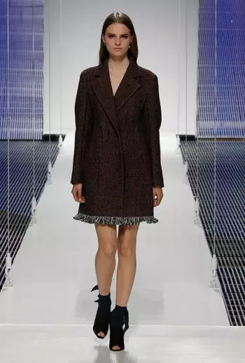 Dior's Cruise 2015 ikuskizunak zapiak hartzen ditu, eredua