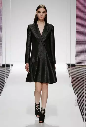 Dior's Cruise 2015 Show tager på tørklæder, mønster