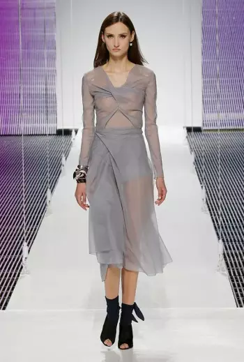 Dior's Cruise 2015 Show ottaa huiveja, kuvio