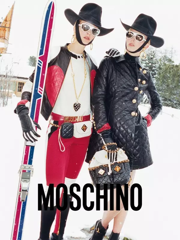 Ophelie Rupp i Ymre Stiekema uderzają w stoki w kampanii Moschino na jesień 2012 autorstwa Juergena Tellera