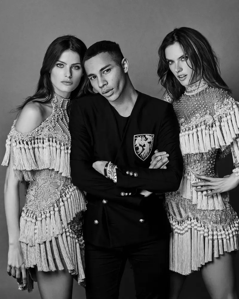 Olivier Rousteing nuotraukoje su modeliais Isabeli Fontana ir Alessandra Ambrosio.