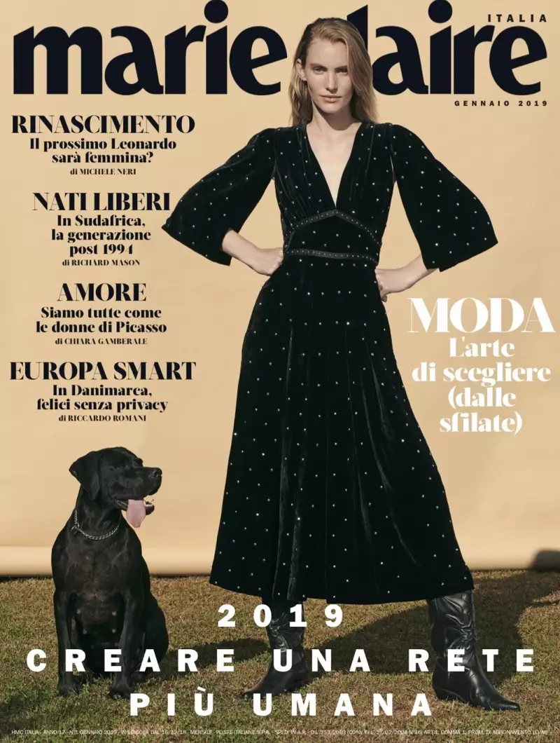 Emily Baker poséiert dobaussen an elegante Stiler fir Marie Claire Italien