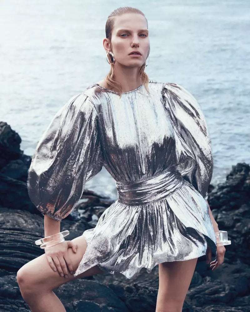 Marique Schimmel ווי צו פאַרברענגען עס Andrew Yee Metallics Editorial