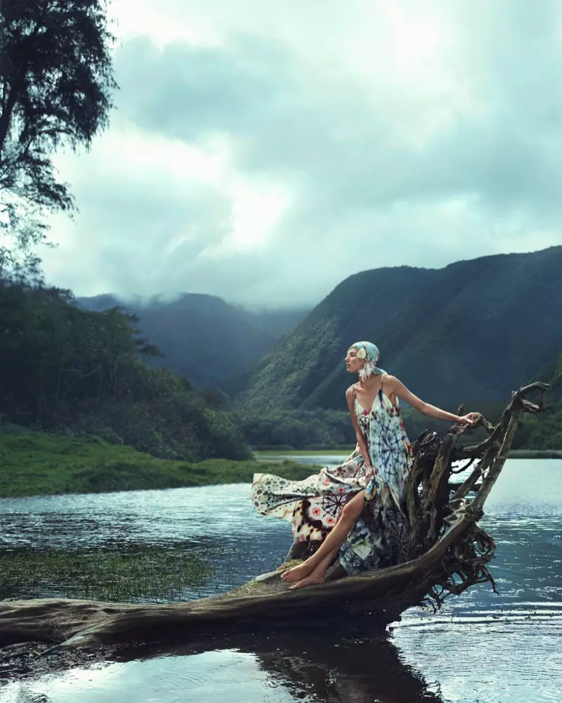 Si Marique Schimmel ay Nagsusuot ng Tropical Prints para sa Magasin Kung Paano Ito Gastos