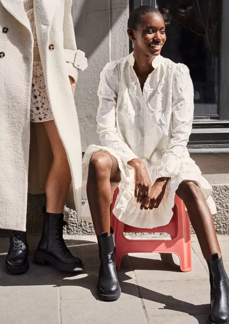 Amie Jeng irawọ ni H&M isubu 2020 ipolongo.