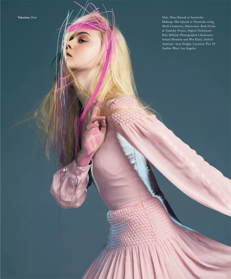 Elle Fanning Bullett jurnalining 2012-yilgi qishki muqovasida suratga tushdi.