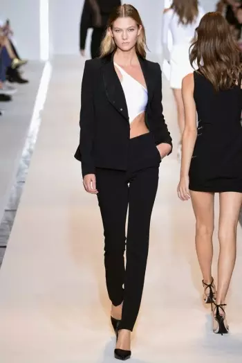 Mugler Spring 2015- David Koma သည် Sexy Sleek ကိုပြသခဲ့သည်။