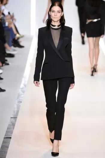 Mugler Spring 2015: Дэвид Кома тачаангуй дэгжин загвараа дэлгэв