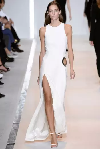 Mugler 봄 2015: David Koma, 섹시한 날렵함 공개