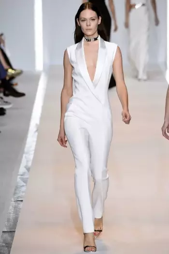 Mugler Spring 2015: ඩේවිඩ් කෝමා සරාගී සිනිඳු එළිදරව් කරයි