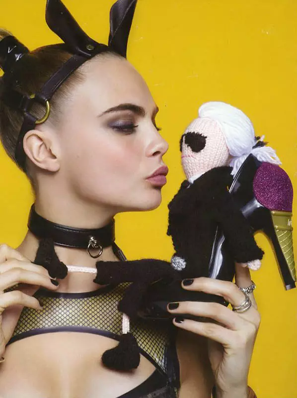 Cara Delevingne est une Shoe Vixen pour Karl Lagerfeld dans Melissa Magazine Winter 2013