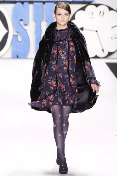 Anna Sui Fall 2012 | សប្តាហ៍ម៉ូដញូវយ៉ក