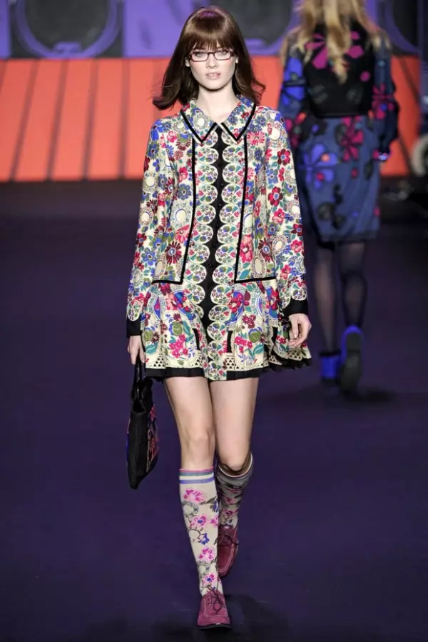 Anna Sui Fall 2011 | නිව් යෝර්ක් විලාසිතා සතිය