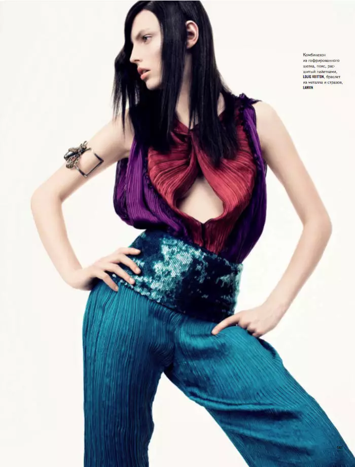 L'Officiel RussiaのNaty＆Karlina2011年3月AndreasÖhlund