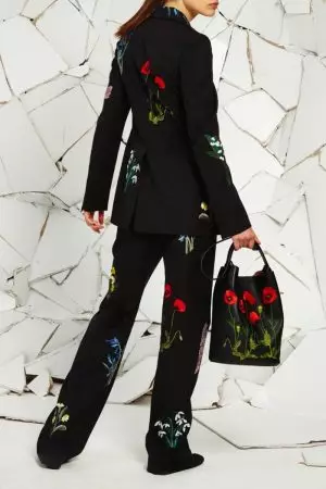 Stella McCartney Embraces Florals, Lace for Resort