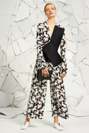 Stella McCartney Embraces Florals, Lace for Resort