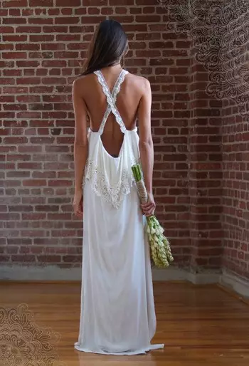シックな花嫁：ストーンコールドフォックスのボヘミアンウェディングドレス