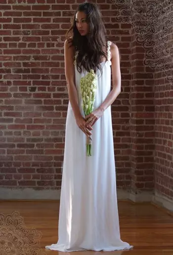 シックな花嫁：ストーンコールドフォックスのボヘミアンウェディングドレス