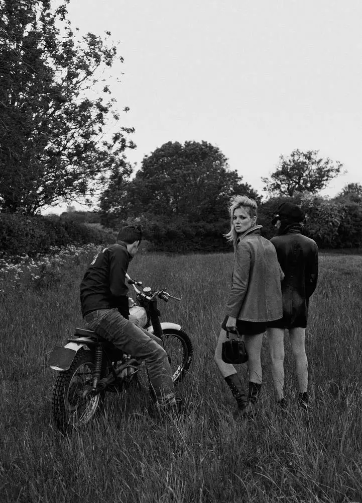 Kate Moss interpreta a Biker Chick en Ponystep Feature de Lasse Fløde