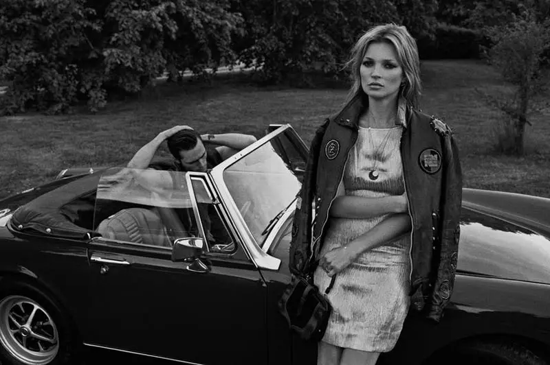 Kate Moss na-egwu Chick biker na njirimara Ponstep site na Lasse Fløde