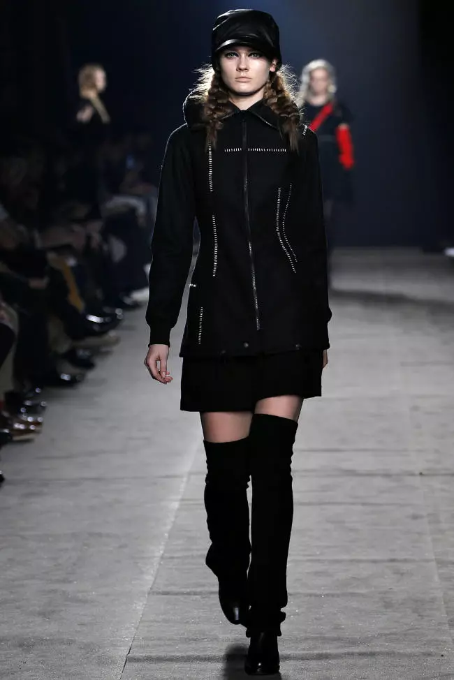 Y-3 Fall 2011 | New York Fashion Week