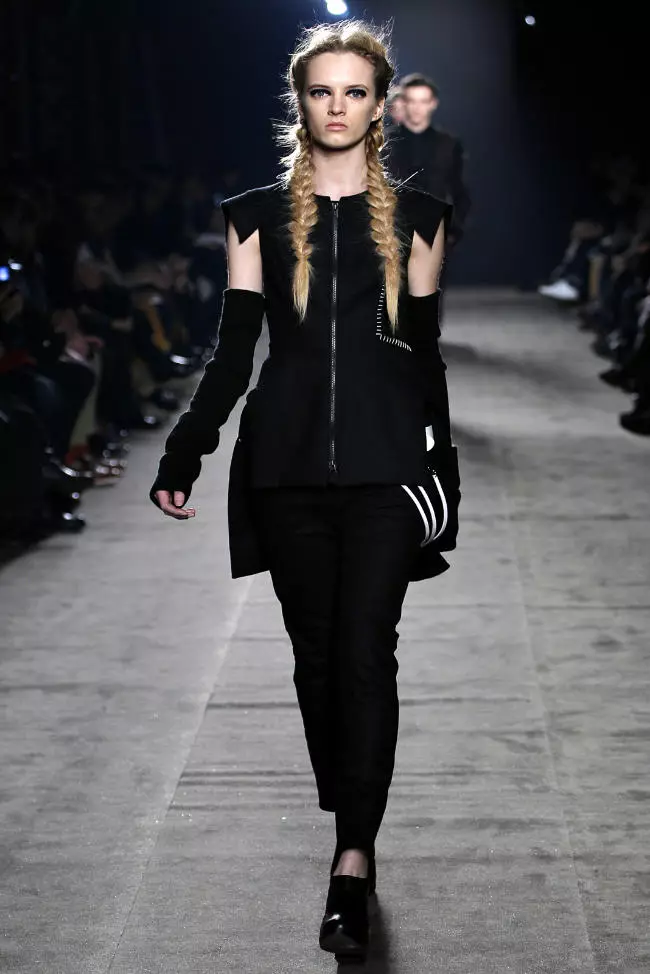 Y-3 Fall 2011 | New York Fashion Week