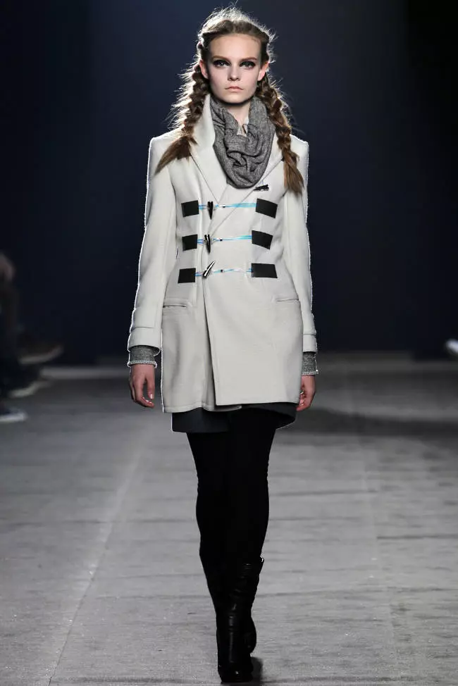 Y-3 Fall 2011 | နယူးယောက်ဖက်ရှင်ရက်သတ္တပတ်