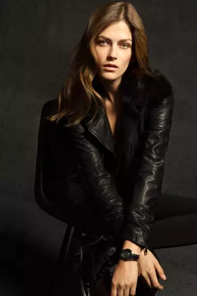 Massimo Dutti เคาะ Marlena Szoka สำหรับ Lookbook เดือนสิงหาคม