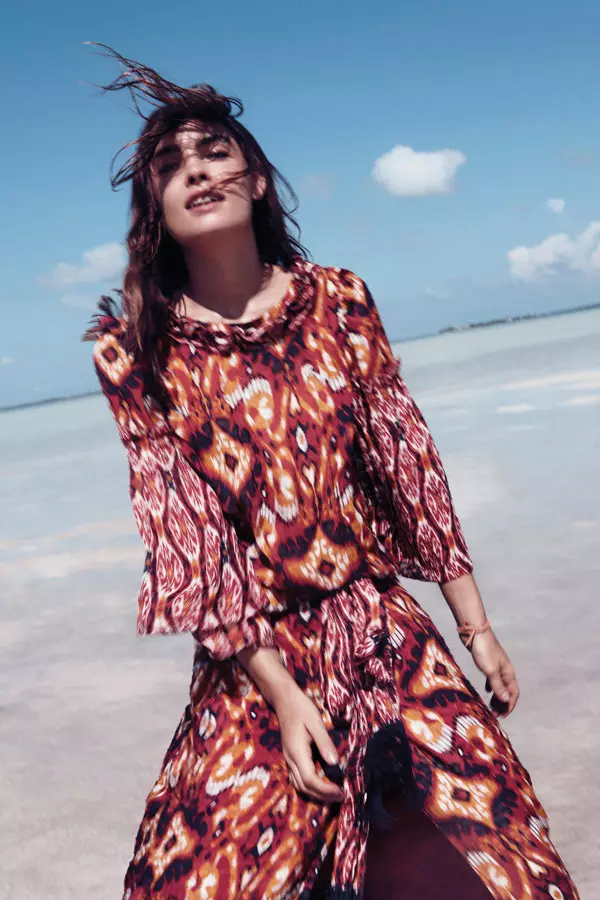 Bambi Northwood-Blyth troch Cass Bird foar Bergdorf Goodman Resort 2012