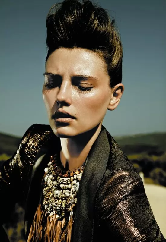 Alina Baikova wolemba Rennio Maifredi wa Marie Claire Italia Novembara 2010