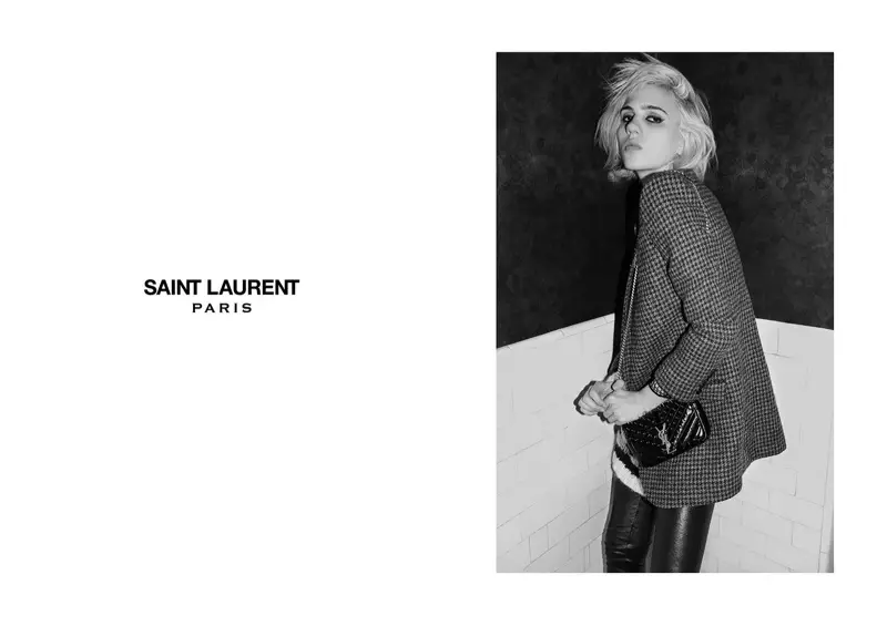 Model & Singer Julia Cumming Koom nrog Saint Laurent lub caij nplooj zeeg 2015 Ads