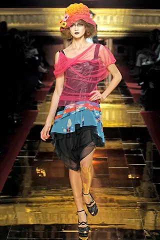 John Galliano Gwanwyn 2011 | Wythnos Ffasiwn Paris