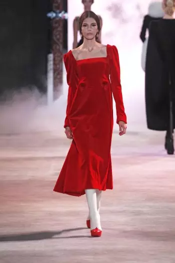 Ulyana Sergeenko Fall 2013 คอลเลกชั่น Haute Couture