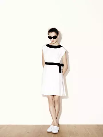 Mkpokọta Boutique nke Jaeger Spring 2011