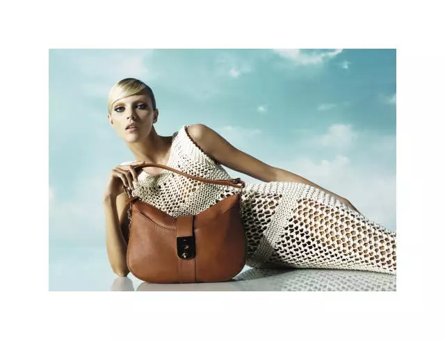 Anja Rubik voor Jaeger London Spring 2011 Campagne