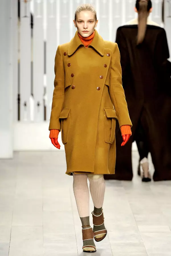 Jaeger Fall 2011 | ลอนดอนแฟชั่นวีค