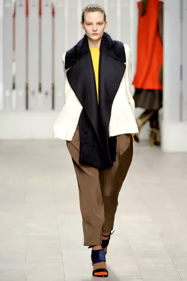 Jaeger Fall 2011 | London Fashion Week