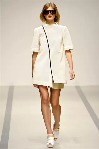 Jaeger Spring 2011 | London Fashion Week